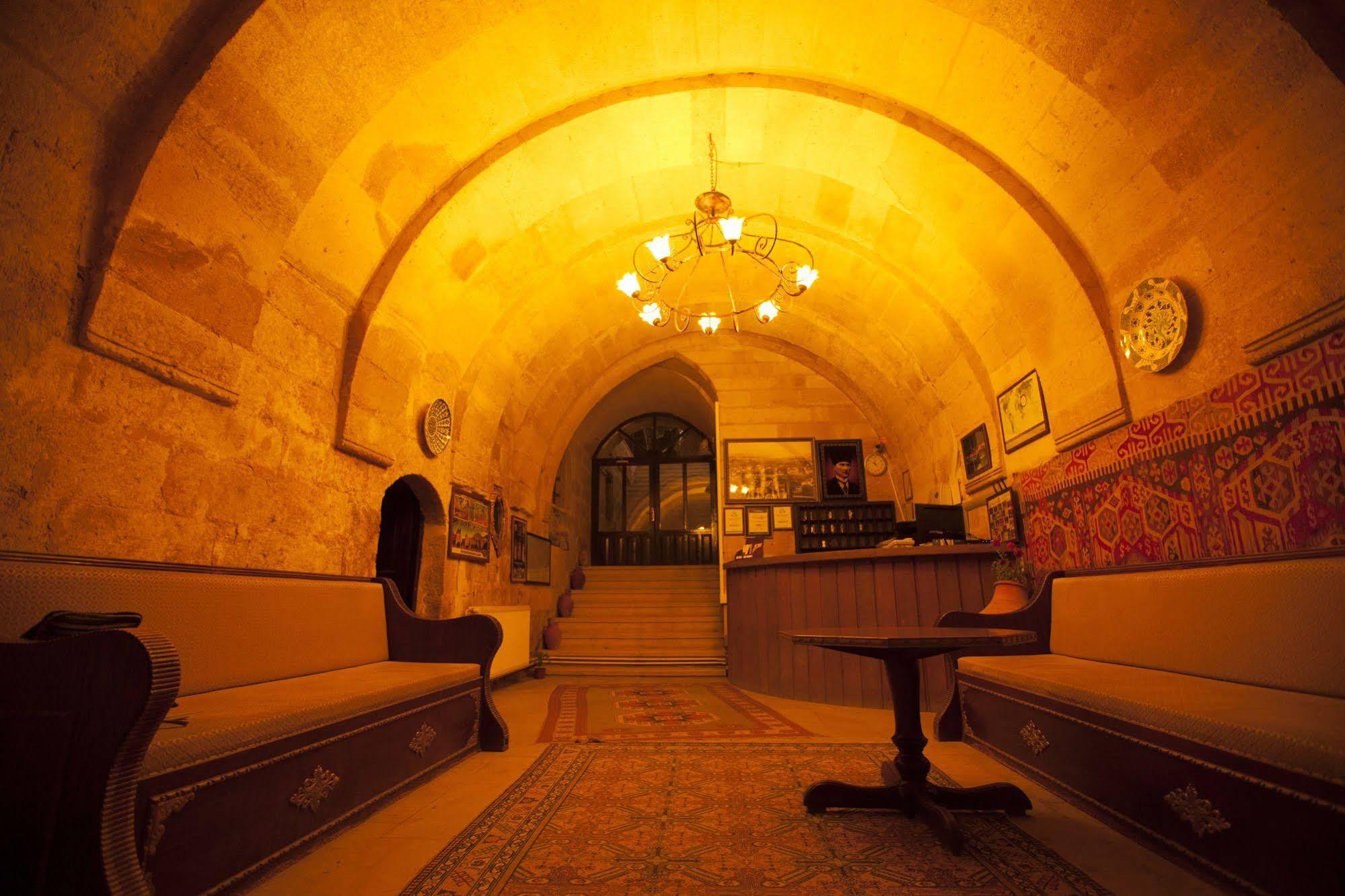 Cappadocia Palace Hotel Юргюп Екстериор снимка