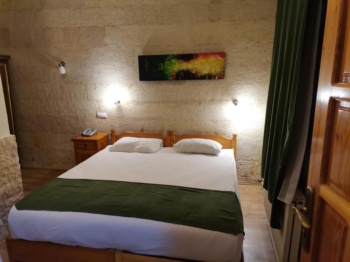 Cappadocia Palace Hotel Юргюп Екстериор снимка