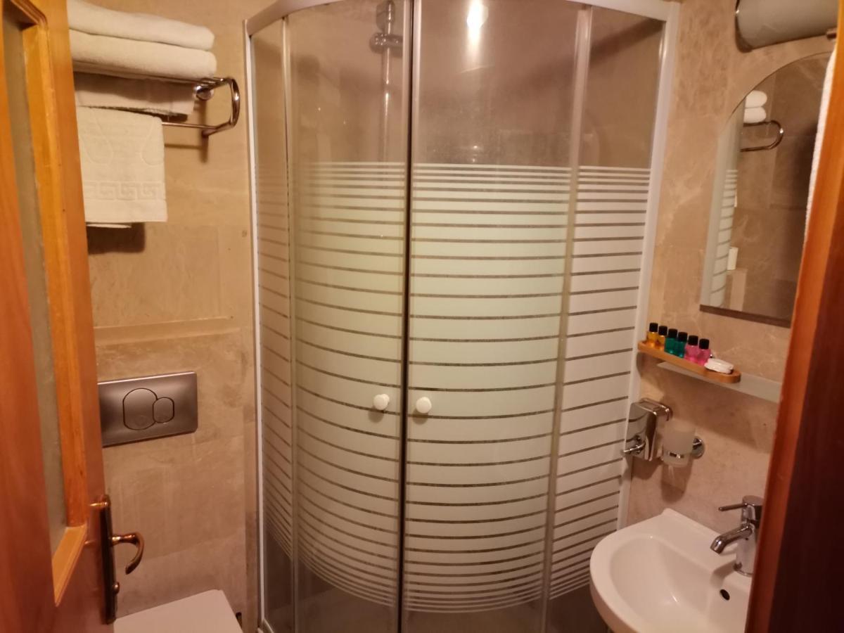 Cappadocia Palace Hotel Юргюп Екстериор снимка