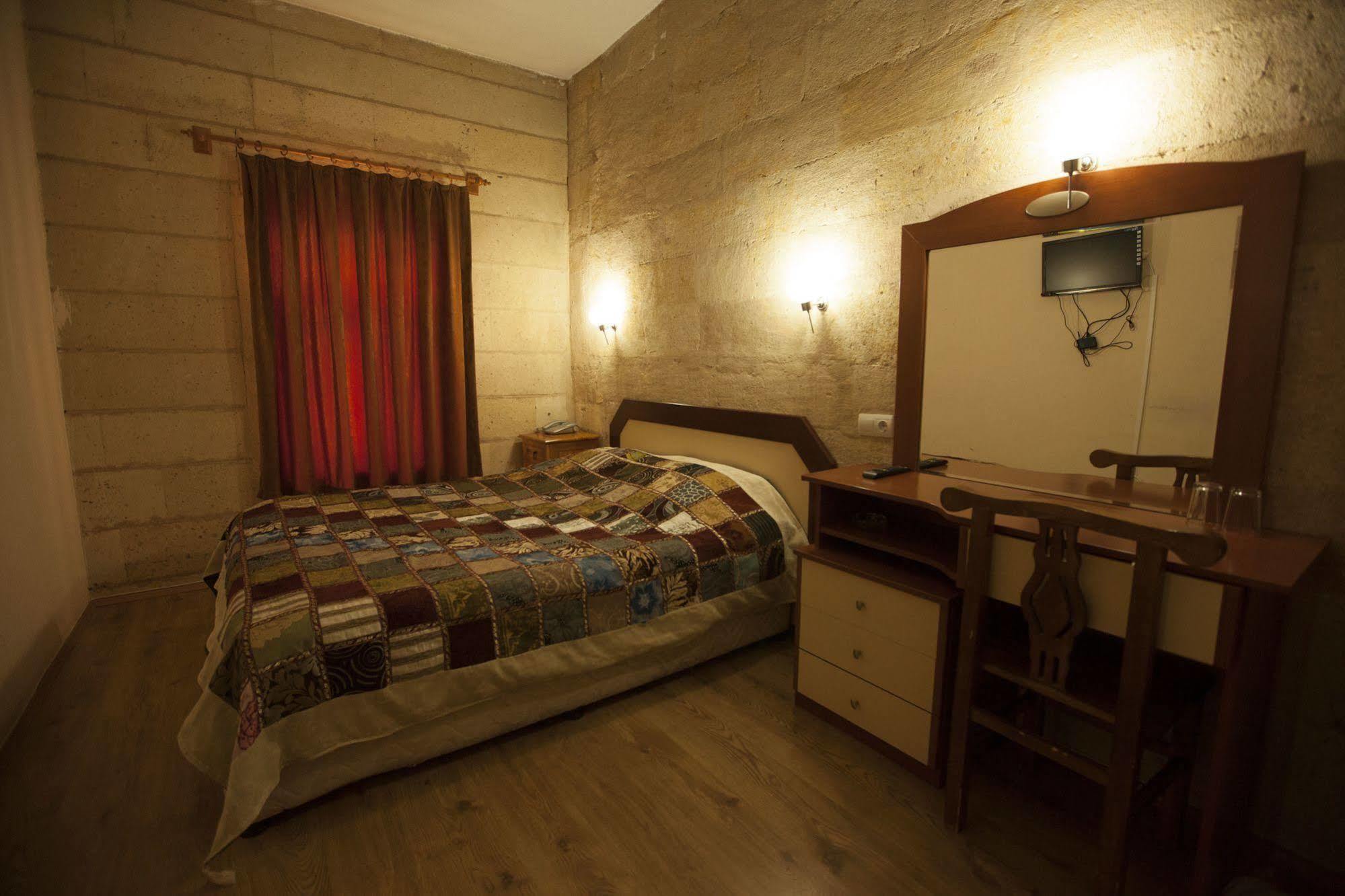 Cappadocia Palace Hotel Юргюп Екстериор снимка