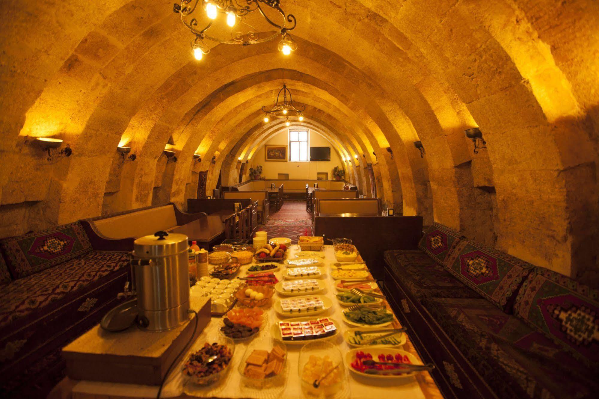 Cappadocia Palace Hotel Юргюп Екстериор снимка